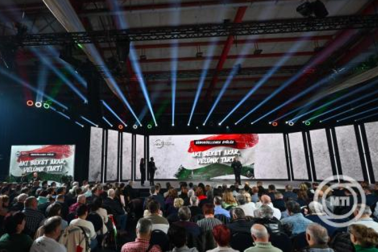 Mohácson tartott gyűlést a DPK