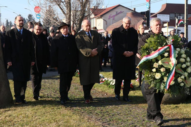 AZ ELHURCOLTAKRA EMLÉKEZTÜNK