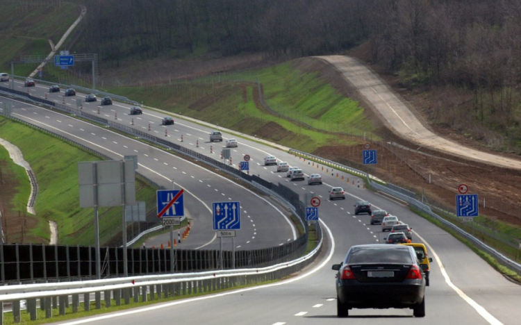 Már csak egy napig érvényesek a tavalyi autópálya matricák