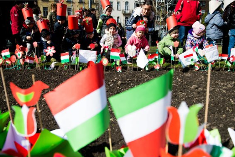 Emlékezzünk Március 15 hőseire! - 1848. március 15-én történt